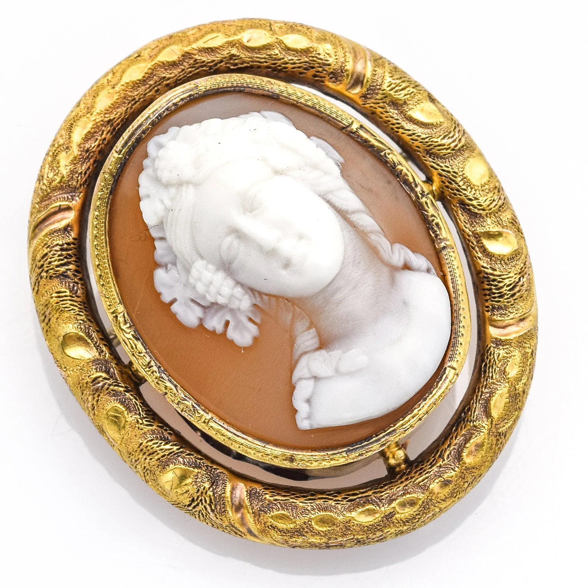 Antique 14K Yellow Gold 18th Century Oval Cameo Etched Brooch Pin Pendant