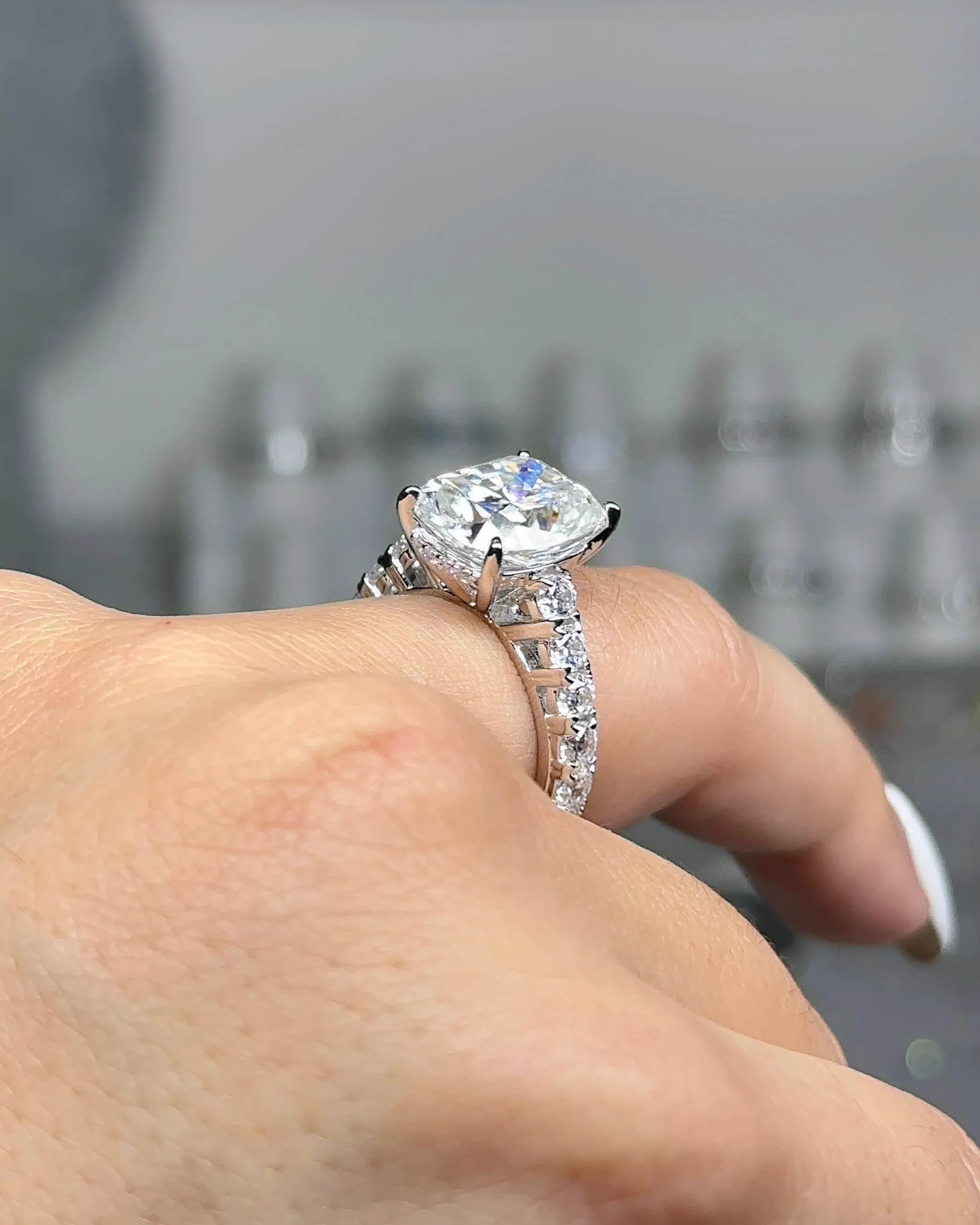 ARABELLA MOISSANITE RING