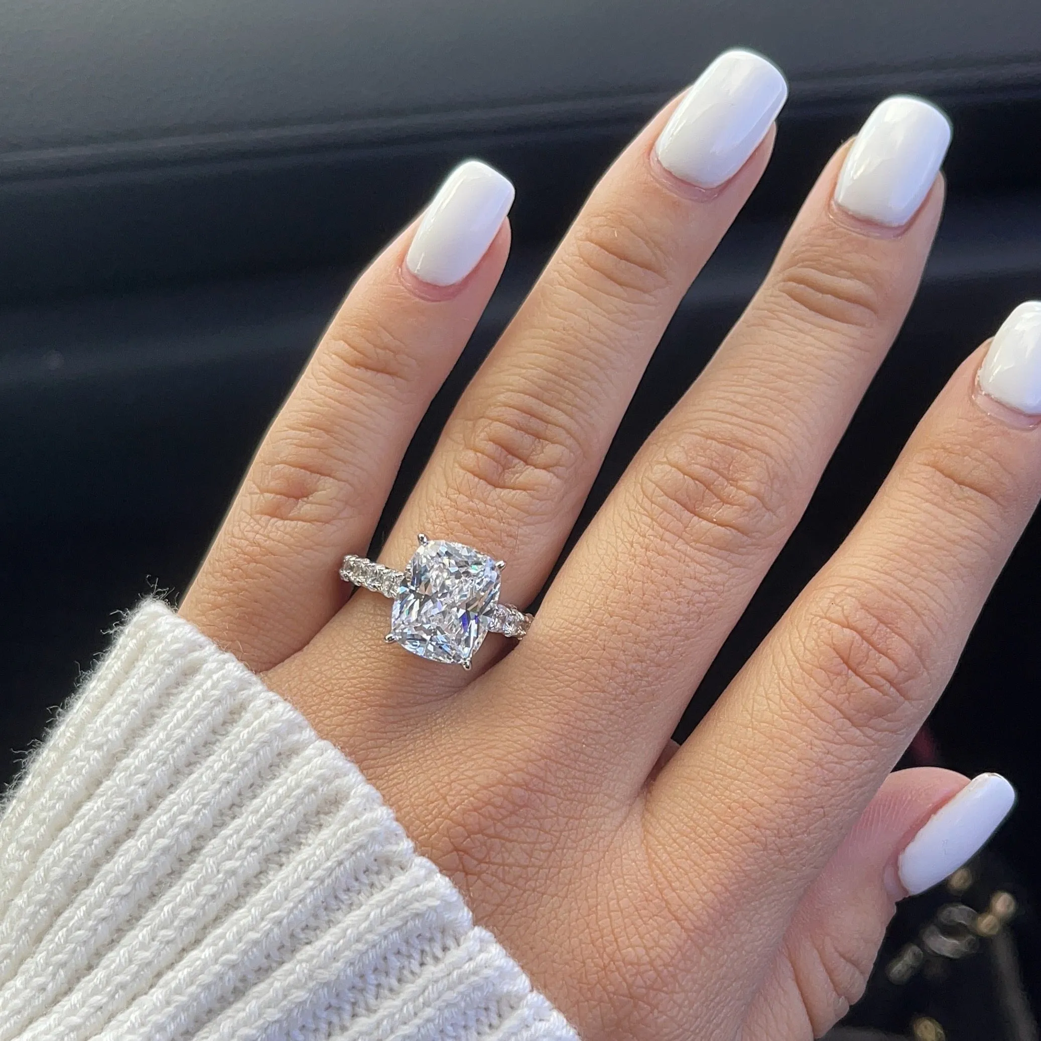 ARABELLA MOISSANITE RING