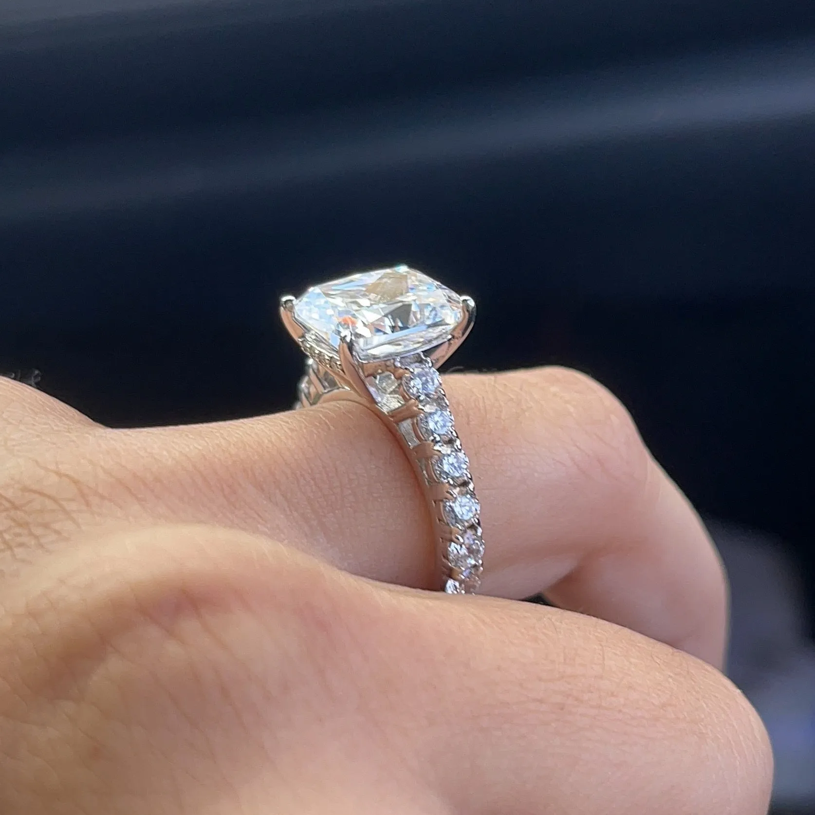 ARABELLA MOISSANITE RING