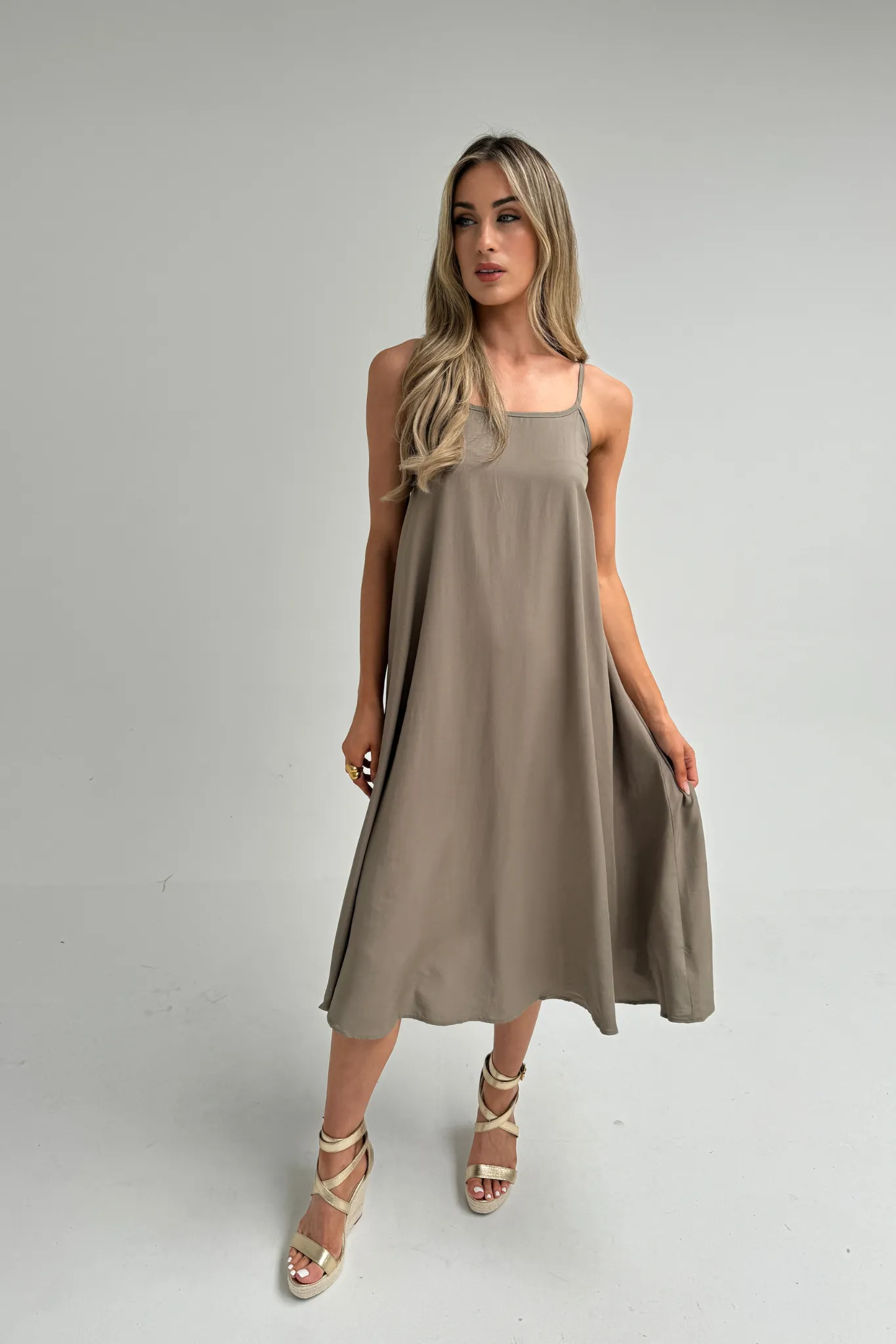 Becca Tie Back Sun Dress In Khaki