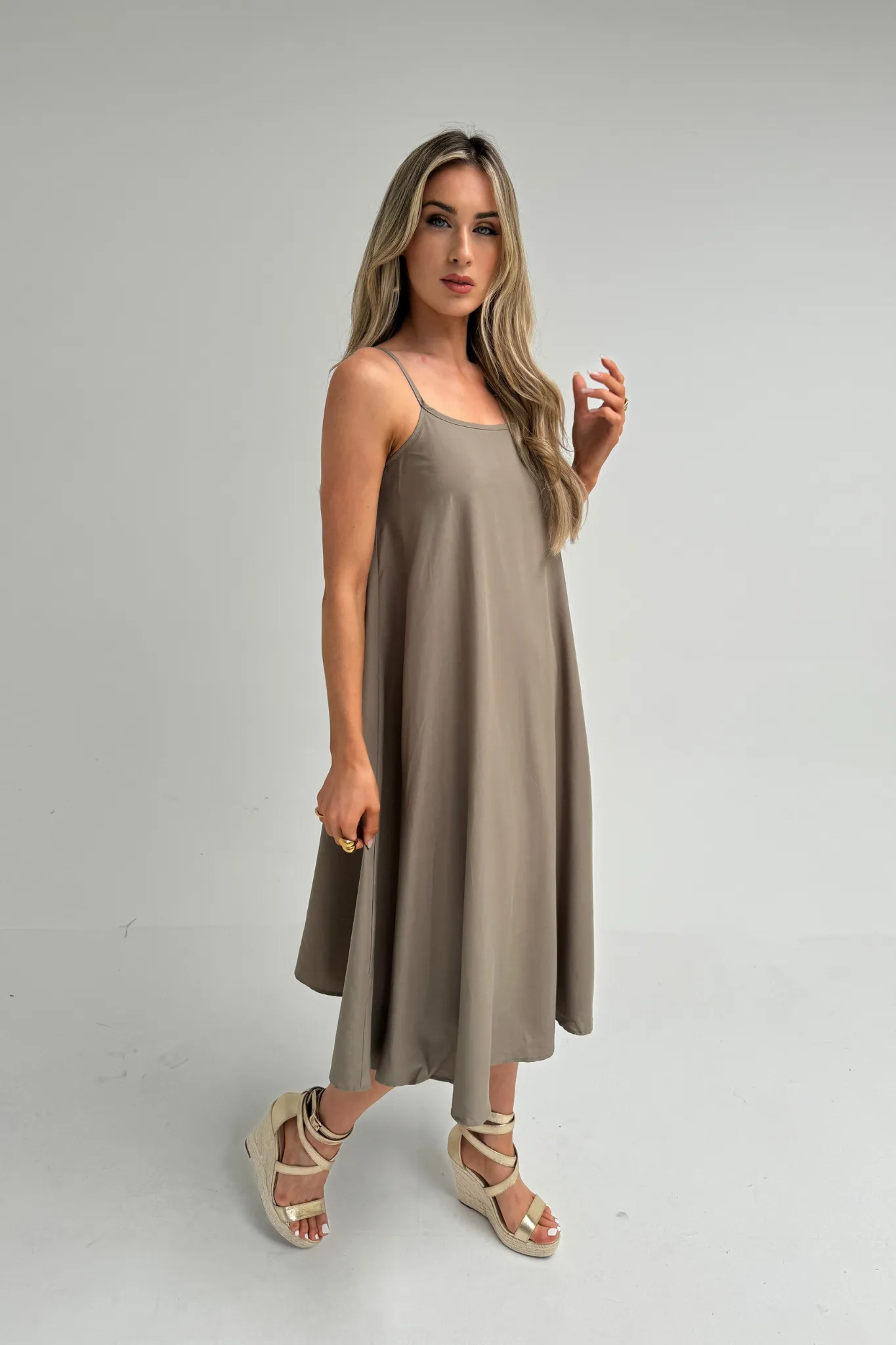 Becca Tie Back Sun Dress In Khaki