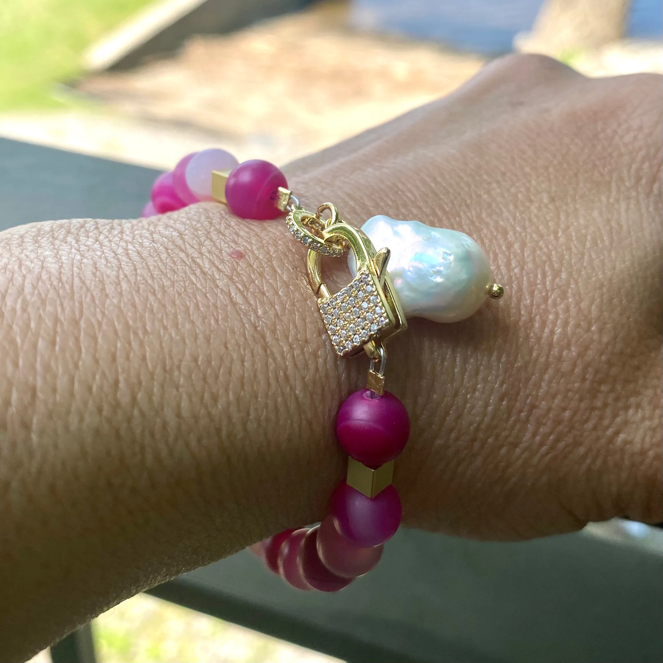 Green or Hot Pink Mat Sardonyx Beads Bracelet with Baroque Pearl Charm Pendant, Gold Plated Details, 7or7.5inches